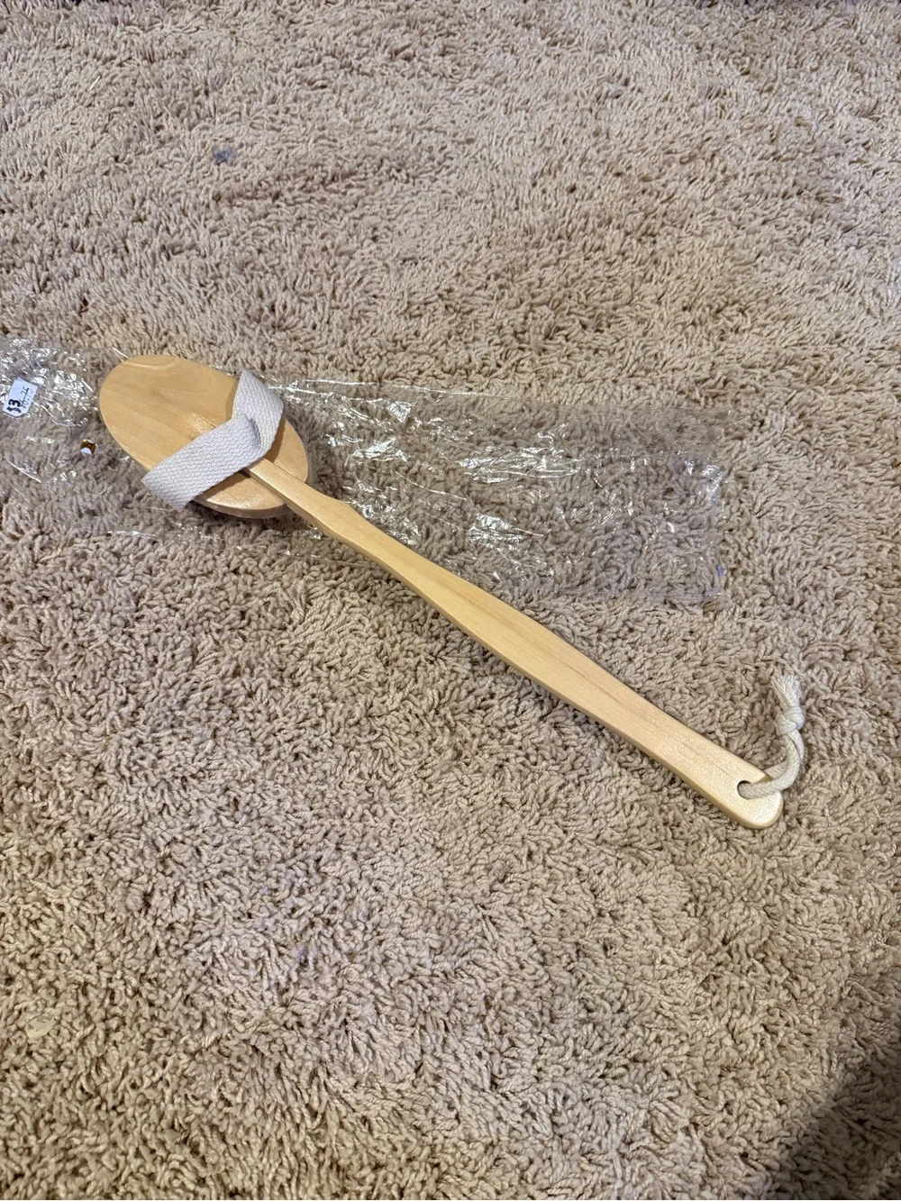 NWT Long Handle Bath Brush with Natural Bristles